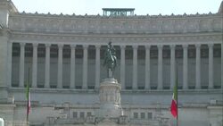 CLEAN : Coronavirus: Rome's Piazza Venezia almost empty as situation increasingly grim in Italy News Clip