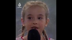 Girl from viral video performs Ukrainian anthem in Poland News Clip