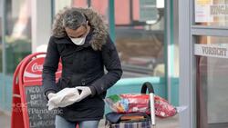 Clearing up the confusion around whether masks protect against COVID-19 News Clip