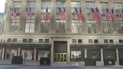 CLEAN : STOCKSHOTS: closed stores in New York, Los Angeles, Miami amid coronavirus pandemic News Clip