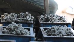 Slump test concrete Stock Footage