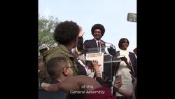 Justin Pearson, expelled Tennessee legislator, returns to office News Clip