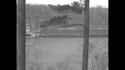 Sternwheeler pushes barges in upper Mississippi River, proving navigability News Clip