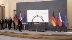 CLEAN : Scholz urges 'rapid action' on EU electricity market reform News Clip