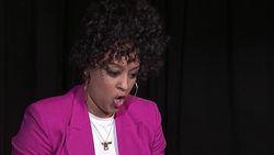 Actresses of color say there are not enough stylists in Hollywood that can properly style their hair News Clip