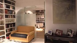 VOICED : El guardarropa de Gabo, testigo de una creatividad expansiva News Clip