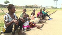 Fighting forces DR Congo refugees to flee to Uganda News Clip