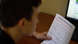 Getting a business loan Stock Footage