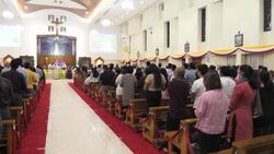 CLEAN : Christians in Bahrain want Pope to "think about the region" News Clip