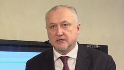 Russian biathletes questioned in Austria over doping Instructional Video