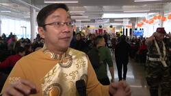 Vietnamese Montrealers celebrate new year and commemorate community milestone Instructional Video