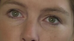 CLEAN : Seamstress stylists give old clothes new life with French app News Clip