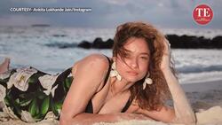 Ankita Lokhande Writes A Poem Of Love For Vicky Jain News Clip