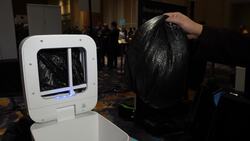 A rubbish bin that seals and changes the bin bag automatically Instructional Video