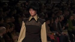 Fendi honors Lagerfeld News Clip