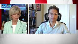 Respirologist responds to questions about wearing a mask in the heat and the effect of Vitamin D on COVID-19. News Clip