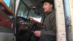 CLEAN : Canada: truck covered in messages becomes symbol of Covid protest News Clip