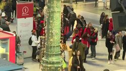 CLEAN : French rail strikes take toll on Paris's Gare du Nord station News Clip