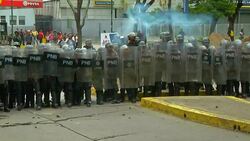 Venezuela students clash with police during demonstrations Instructional Video