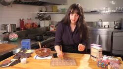 How to Pick a Chocolate Mold Instructional Video