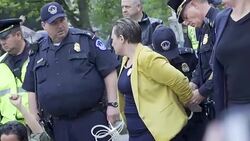 ANTI–Brett Kavanaugh – Multiple arrested for civil disobedience on day of Kavanaugh/Ford hearing Stock Footage