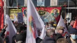 UK: P&O Ferries resumes limited service after 800 staff sacked. News Clip