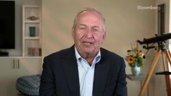 Summers Says US M&A Crackdown Seems Like 'War on Business' News Clip