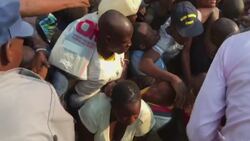 Close of crush that led to brief panic in crowd Instructional Video