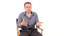 How to Tell if Someone Is NOT Attracted to You Instructional Video