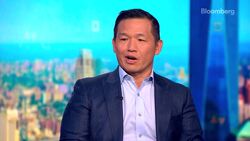 Many Opportunities in CMBS Market: DoubleLine's Chen News Clip