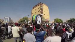 CLEAN : Sudanese protest coup as they keep up pressure on military News Clip