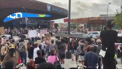 CLEAN : Pepper spray and arrests at Black Lives Matter protest in Brooklyn News Clip