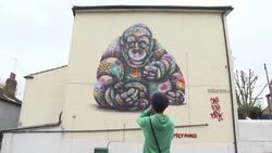 CLEAN : London artist raises awareness of endangered species with large-scale, colourful murals News Clip