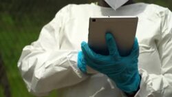 CLEAN : Ebola prevention stand set up at Rwanda-Uganda border News Clip