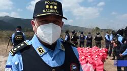 VOICED : Policía de Honduras quema más de 1,4 toneladas de cocaína News Clip