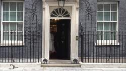 UK energy leaders leave Downing Street following meeting with Grant Shapps News Clip