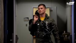 The Crazy Process of Fitting US F-35 Pilot’s $400k Super Advanced Helmet Instructional Video