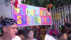 Pacientes de salud mental participan en el desfile de Río News Clip