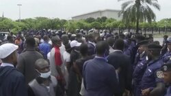 CLEAN : Police intervene as rival political parties clash in DR Congo News Clip