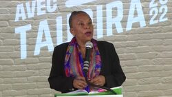 CLEAN : French presidential hopeful Taubira pushes for "union of the left" News Clip
