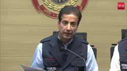 Delhi Police arrests Hizbul Mujahideen terrorist Javed Mattoo News Clip