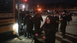 Thousands from around the world gather in New Square for Torah procession News Clip