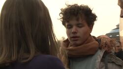 Jo Swinson confronted over tuition fees by a student in Glasgow News Clip