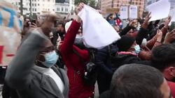 CLEAN : Cuban diaspora demonstrates against government in front of Uruguay's presidential palace News Clip