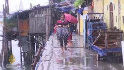 Super Typhoon Noru slams into Philippines as thousands evacuated News Clip