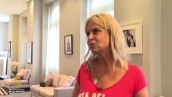 The king of football: People pay tribute to Pele at special museu News Clip