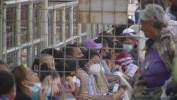 CLEAN : Ecuador: Relatives 'hopeless' awaiting news after violent prison clashes News Clip