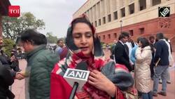 Budget is hollow, no benefits to farmers, poor Harsimrat Kaur Badal News Clip