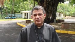 VOICED : Ortega quiere "acallar" a la Iglesia en Nicaragua, dice obispo que protesta con ayuno News Clip