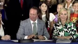 Girl faints during Louisiana governor bill signing Instructional Video